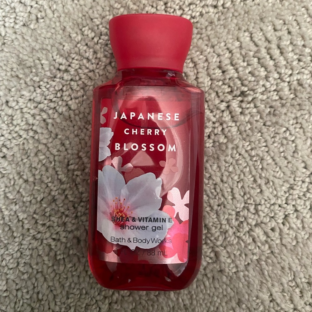 NWOT shower gel / body wash